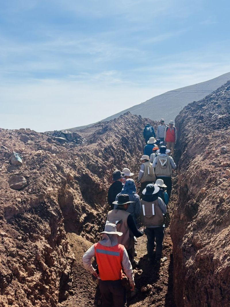 Image for the Tweet beginning: A visit to our Los